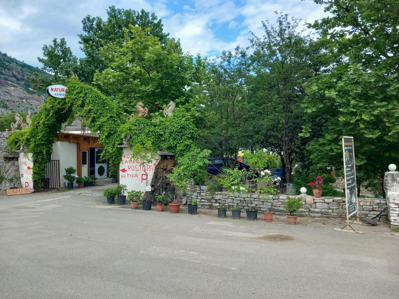 Guest house Natura Komani *