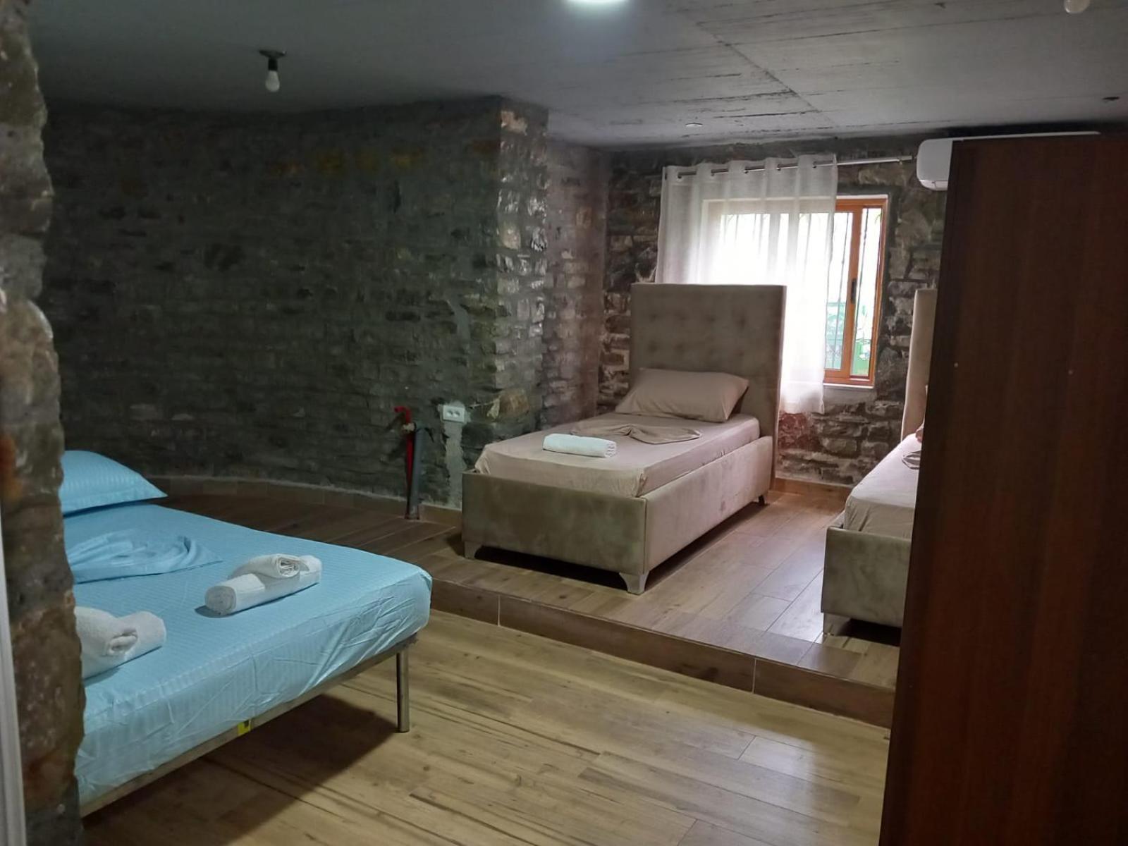 Guest house Natura Komani *