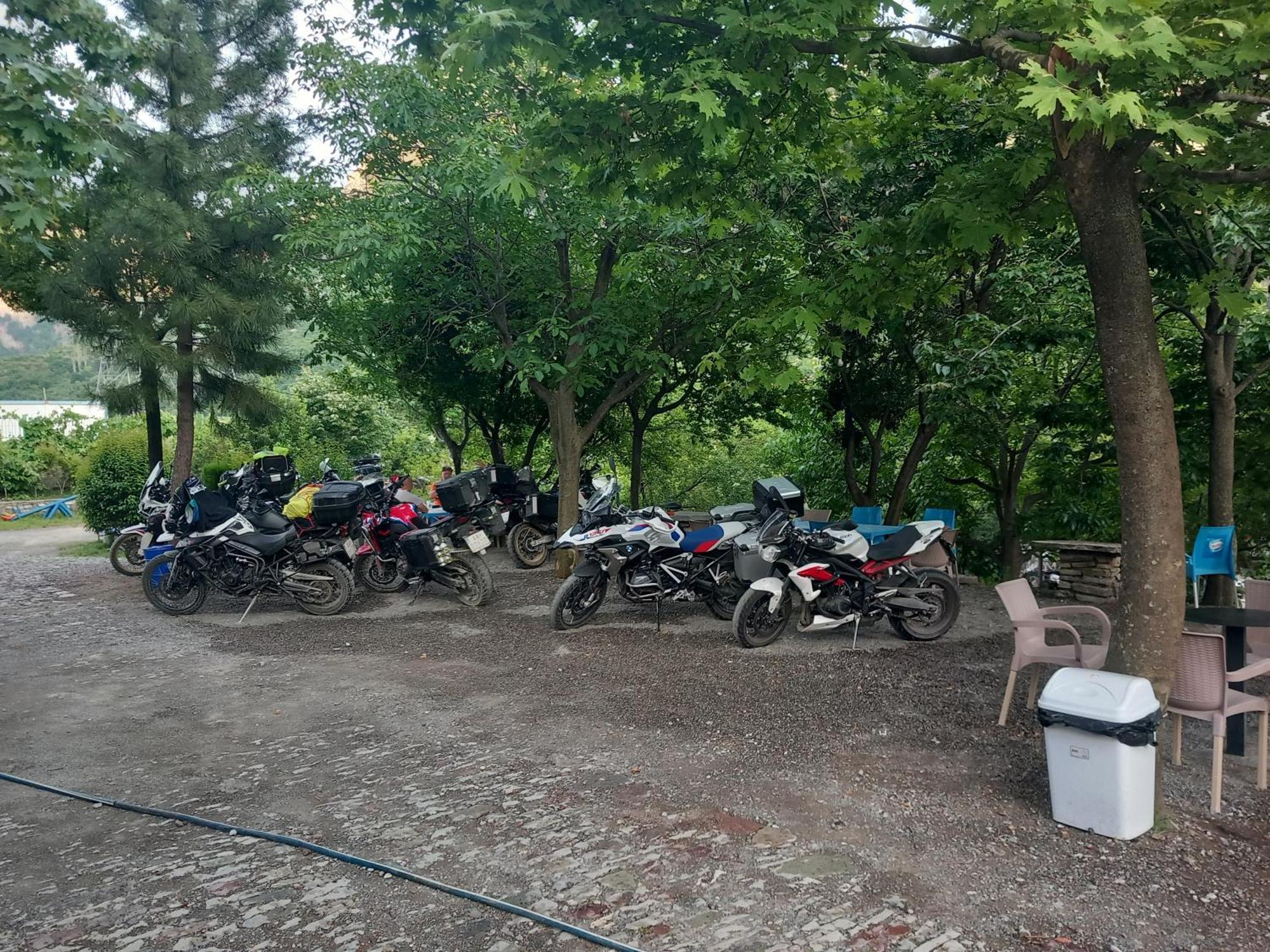 Natura Komani Gjestgiverier